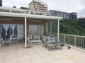 72 Camarque Umdloti - Beachfront Apartment, Umdloti